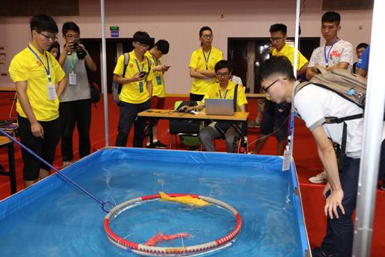 2018国际水中机器人大会在大连举行